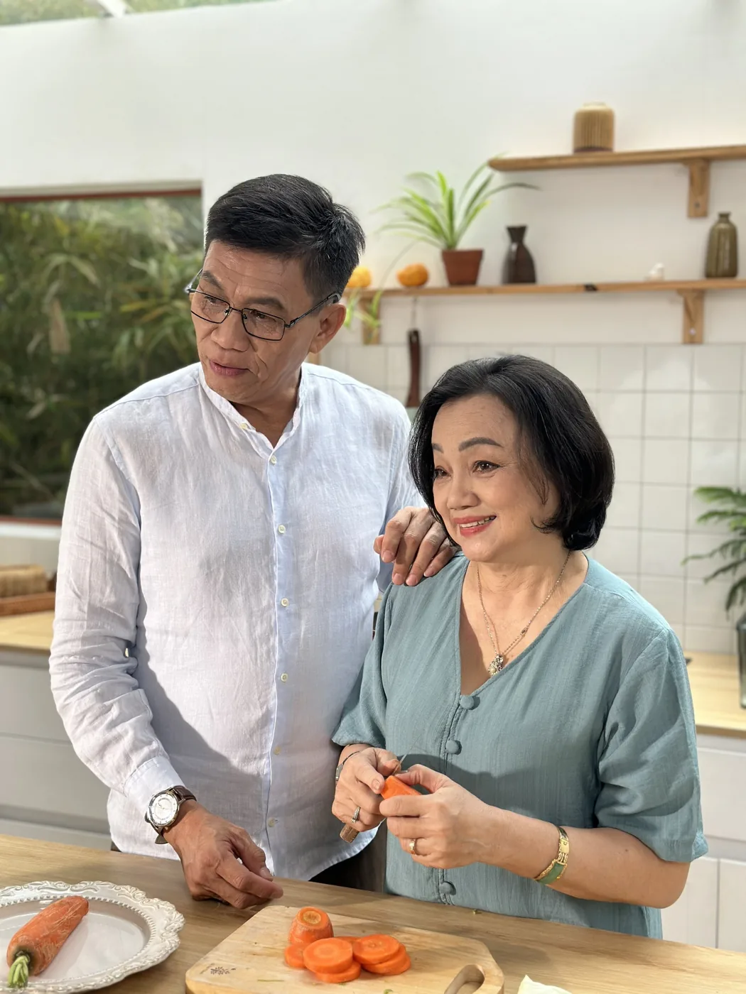 Cảnh diễn trong không gian bếp